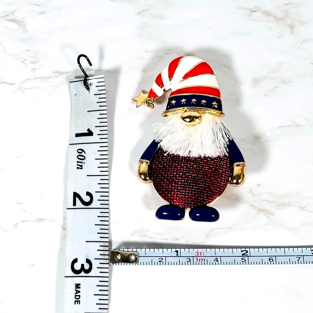 Vintage Patriotic Gnome Brooch - Picture 4 of 5